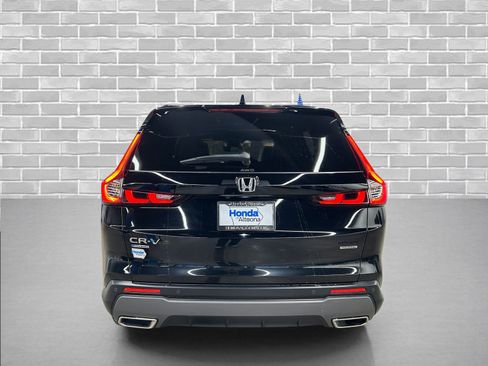 Used 2025 Honda CR-V Sport Touring image 4