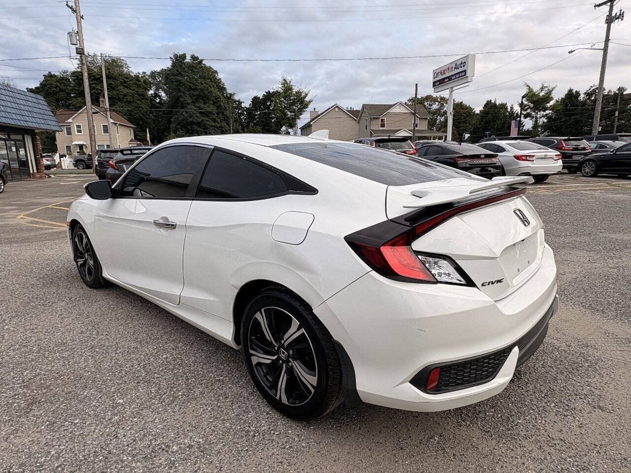 Used 2016 Honda Civic Touring image 12