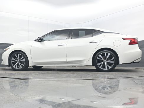 Used 2018 Nissan Maxima 3.5 SV image 22