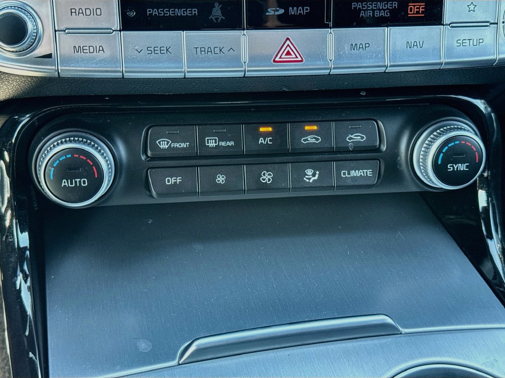 Used 2018 Kia Stinger GT2 RWD image 18