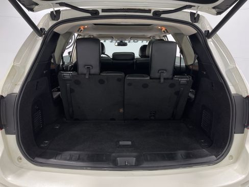 Used 2019 Nissan Pathfinder Platinum w/ Cargo Package image 26