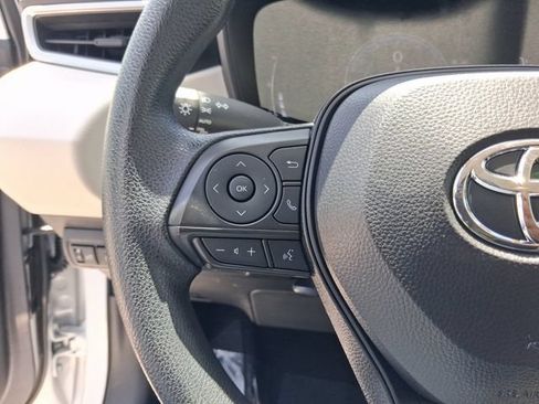 Used 2026 Toyota Corolla LE FWD image 17