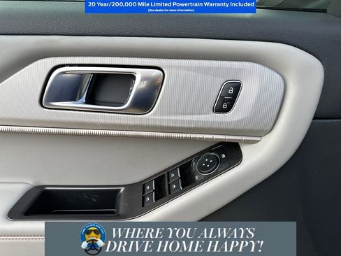 New 2026 Ford Explorer Active w/ Active Comfort Package image 11