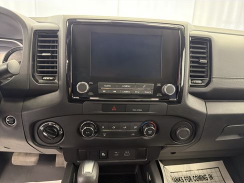 Used 2023 Nissan Frontier SV w/ Midnight Edition Package AWD/4WD image 9