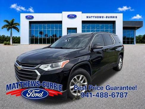 Used 2021 Chevrolet Traverse LT FWD image 1