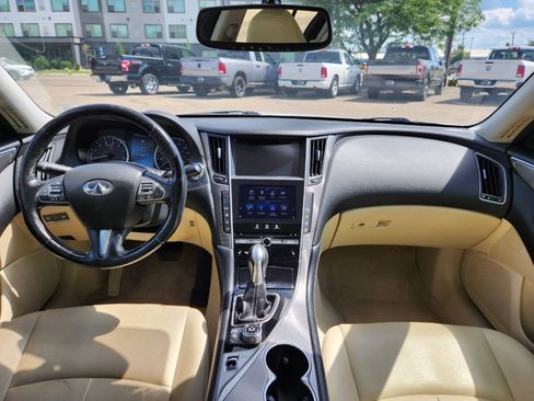 Used 2015 INFINITI Q50 Premium w/ Navigation Package AWD/4WD image 2