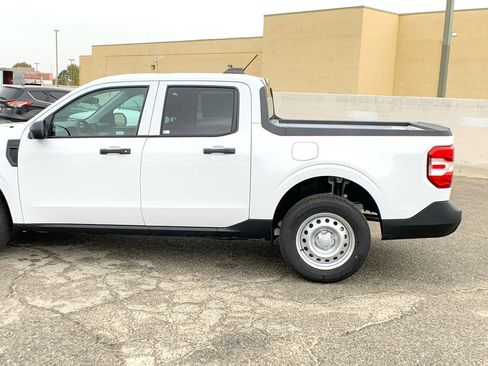 New 2025 Ford Maverick XL image 15