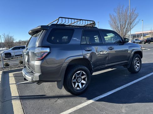 Used 2023 Toyota 4Runner TRD Off-Road Premium image 10
