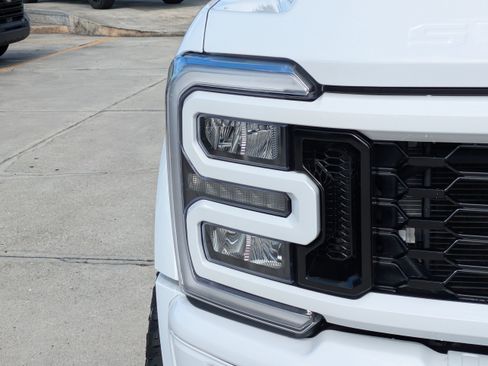 Used 2026 Ford F450 Lariat AWD/4WD image 9