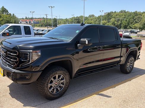 Used 2026 GMC Sierra 1500 AT4X AWD/4WD image 5