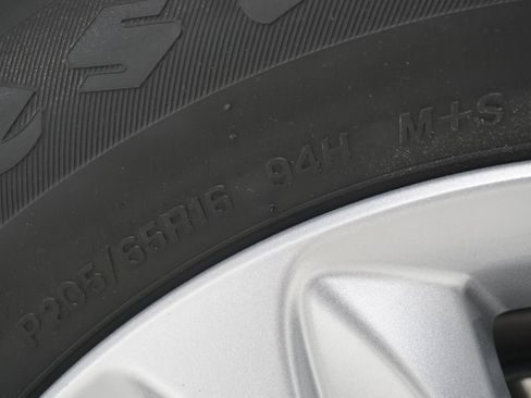 Used 2023 Chevrolet Malibu LS FWD image 24