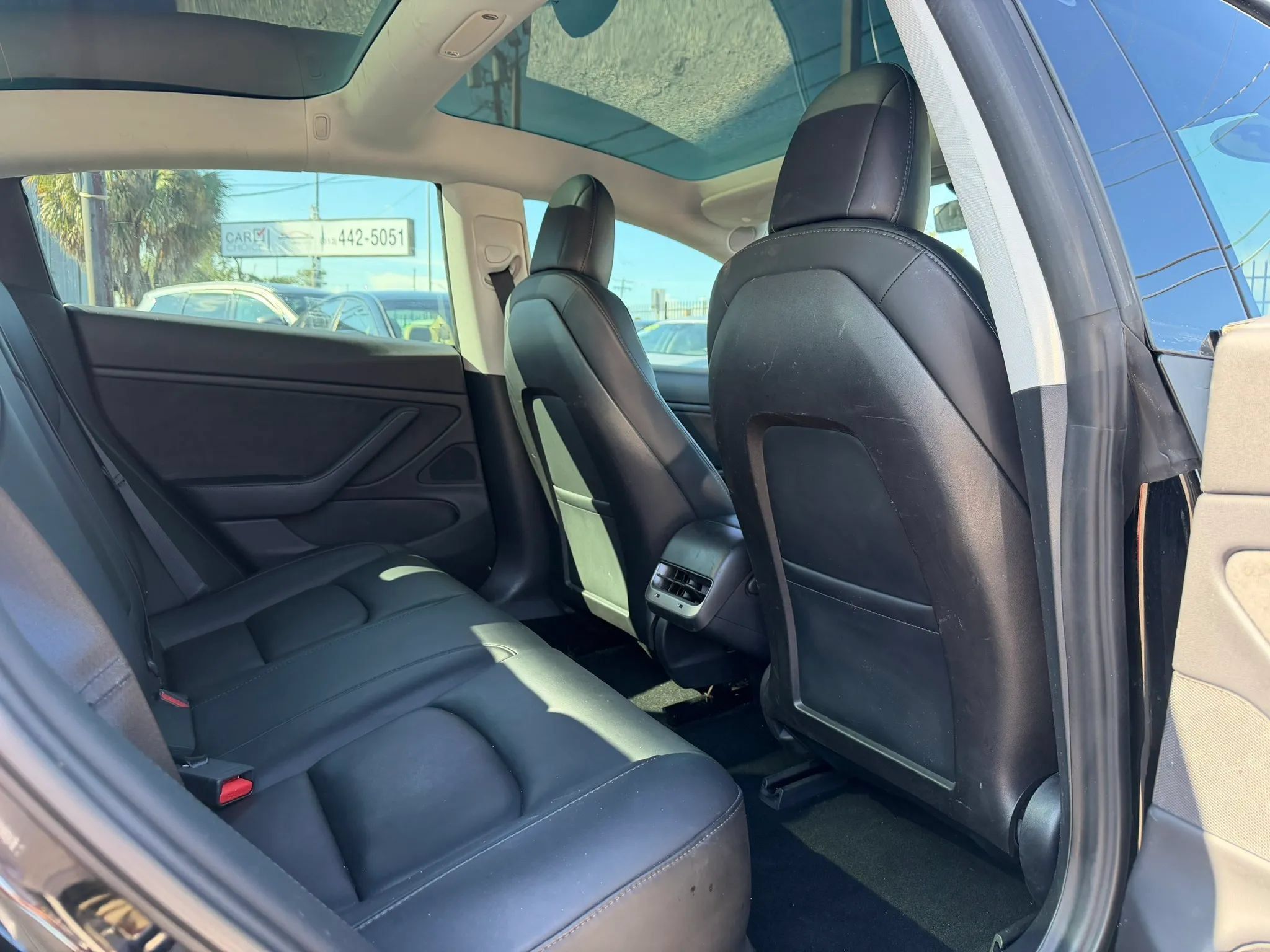 Used 2018 Tesla Model 3 Mid Range RWD image 12