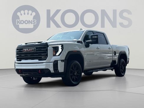 Used 2026 GMC Sierra 2500 AT4 AWD/4WD image 1