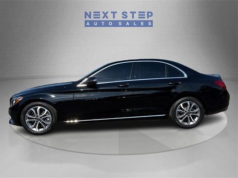 Used 2018 Mercedes-Benz C 300 Sedan image 4