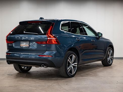 Used 2019 Volvo XC60 T8 Momentum w/ Advanced Package AWD/4WD image 34