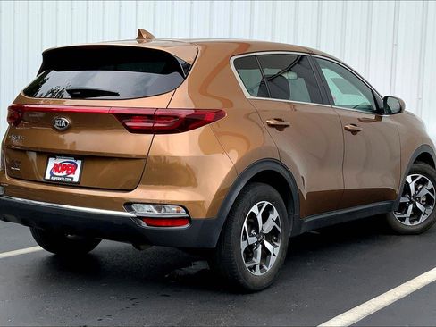 Used 2021 Kia Sportage LX image 11