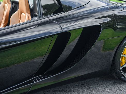 Used 2013 McLaren MP4-12C Spider RWD image 48