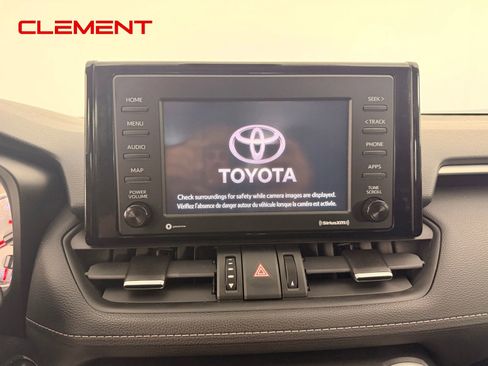 Used 2020 Toyota RAV4 XLE Premium FWD image 23