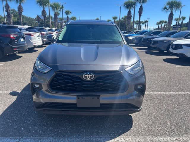 Used 2020 Toyota Highlander XLE FWD image 6