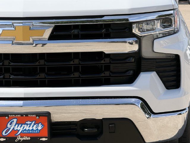 Certified 2022 Chevrolet Silverado 1500 LT w/ Z71 Off-Road Package AWD/4WD image 10