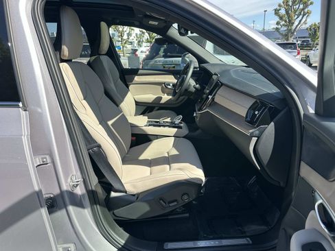Certified 2026 Volvo XC90 B5 Plus image 26