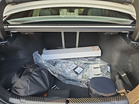 New 2026 BMW 550e xDrive w/ Executive Package AWD/4WD image 13