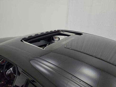 Used 2023 Mercedes-Benz GLC 300 4MATIC Coupe image 11