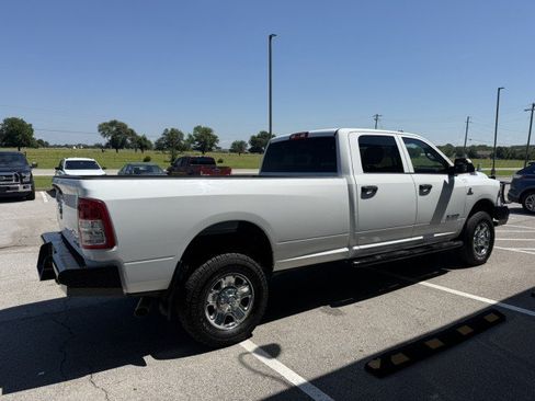 Used 2022 RAM 2500 Tradesman w/ Chrome Appearance Group AWD/4WD image 6