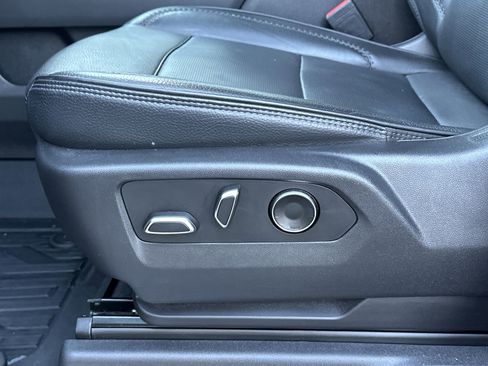 Used 2024 GMC Sierra 2500 Denali w/ Technology Package image 11