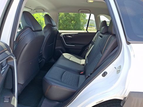 Used 2024 Toyota RAV4 Adventure AWD/4WD image 11