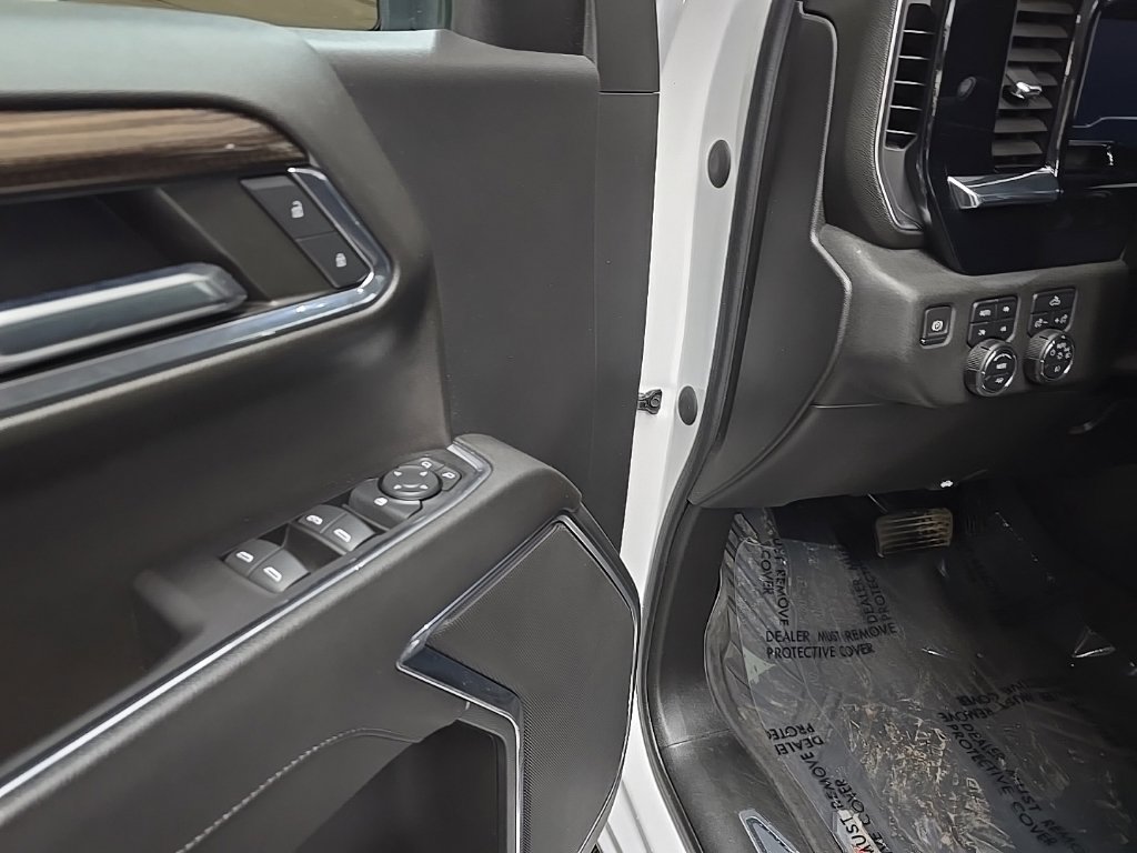 Used 2023 Chevrolet Silverado 1500 RST AWD/4WD image 27
