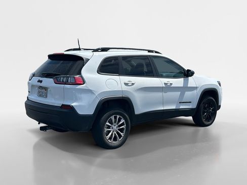 Used 2023 Jeep Cherokee Altitude Lux AWD/4WD image 5