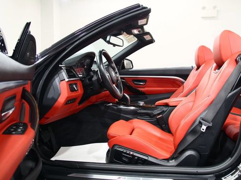 Used 2015 BMW 435i xDrive Convertible image 4