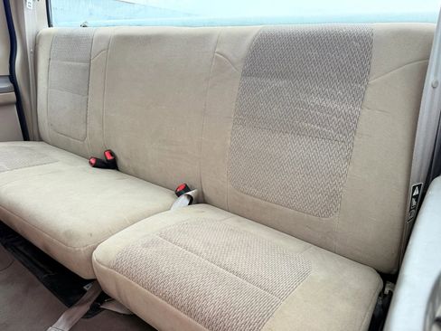 Used 2003 Ford F250 XL image 21
