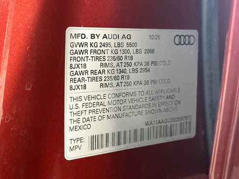 Used 2025 Audi Q5 Premium w/ Convenience Package AWD/4WD image 32
