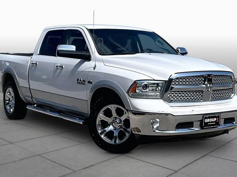 Used 2014 RAM 1500 Laramie AWD/4WD image 3
