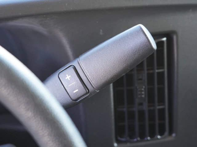 Used 2025 GMC Savana 2500 w/ Driver Convenience Package RWD image 18