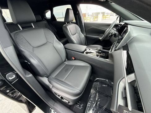 Certified 2024 Lexus RX 350 FWD w/ Technology Package image 25
