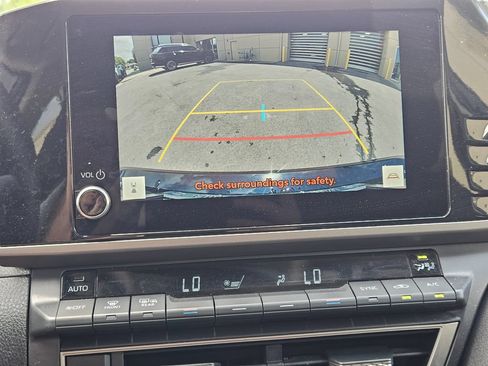 Used 2025 Toyota Camry LE FWD image 14