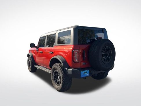 Used 2023 Ford Bronco Wildtrak image 6