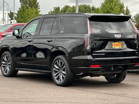 Used 2022 Cadillac Escalade Sport AWD/4WD image 6