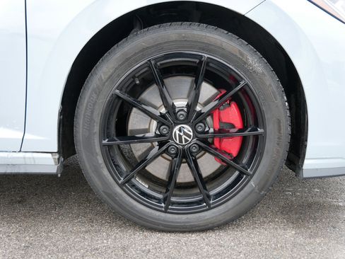 Certified 2025 Volkswagen Jetta GLI Autobahn image 15