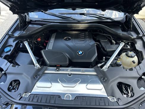 Used 2022 BMW X4 xDrive30i w/ Convenience Package image 9