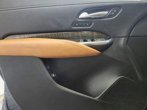 Used 2019 Cadillac XT4 Premium Luxury image 24