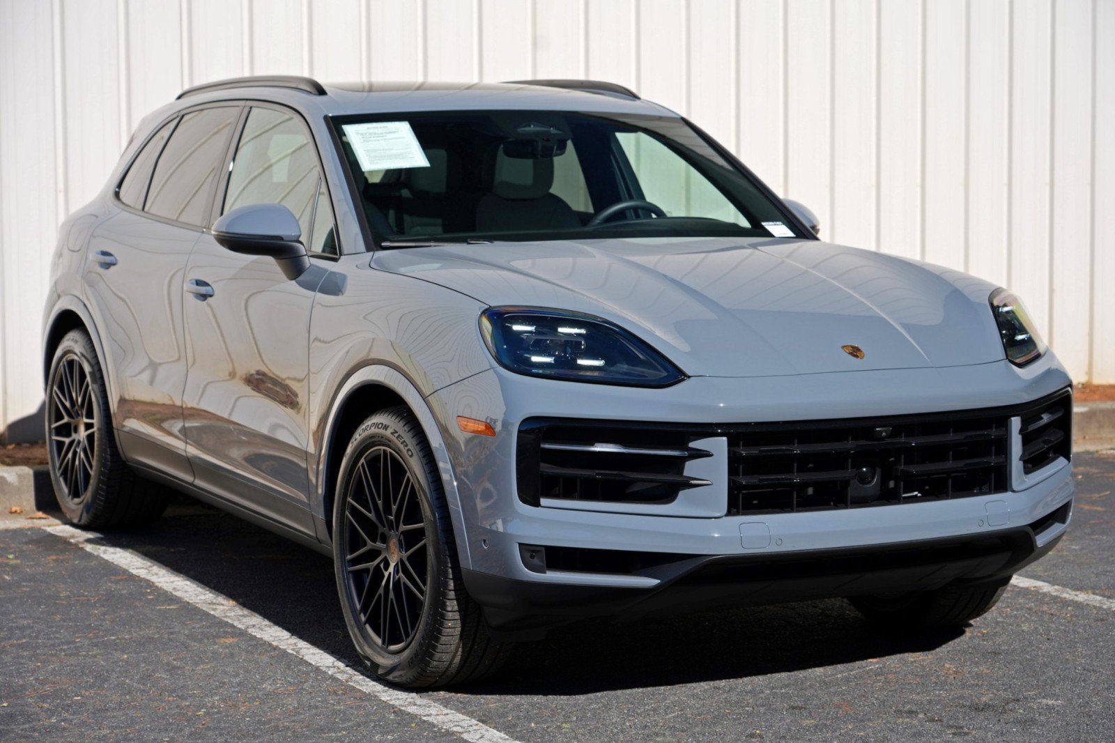 Used 2026 Porsche Cayenne AWD/4WD image 57