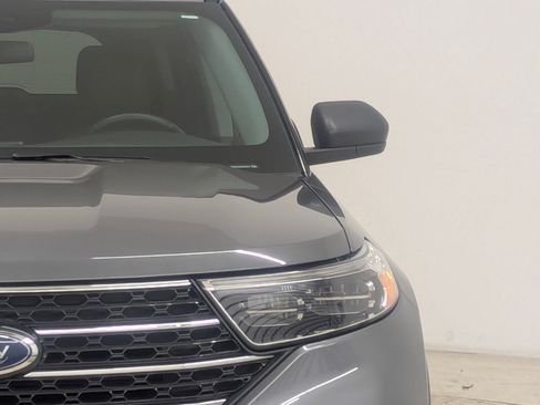 Certified 2022 Ford Explorer XLT w/ Equipment Group 202A image 19