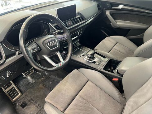 Used 2018 Audi SQ5 Premium Plus w/ Navigation Package AWD/4WD image 10