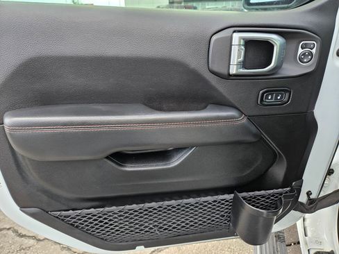 Used 2020 Jeep Gladiator Rubicon AWD/4WD image 15