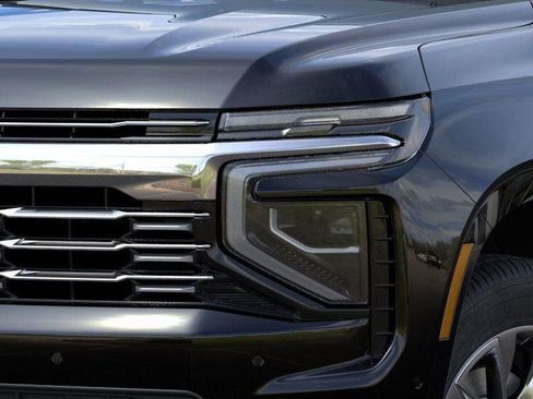 New 2026 Chevrolet Suburban Premier image 11