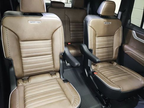 New 2026 GMC Acadia Denali Ultimate image 11